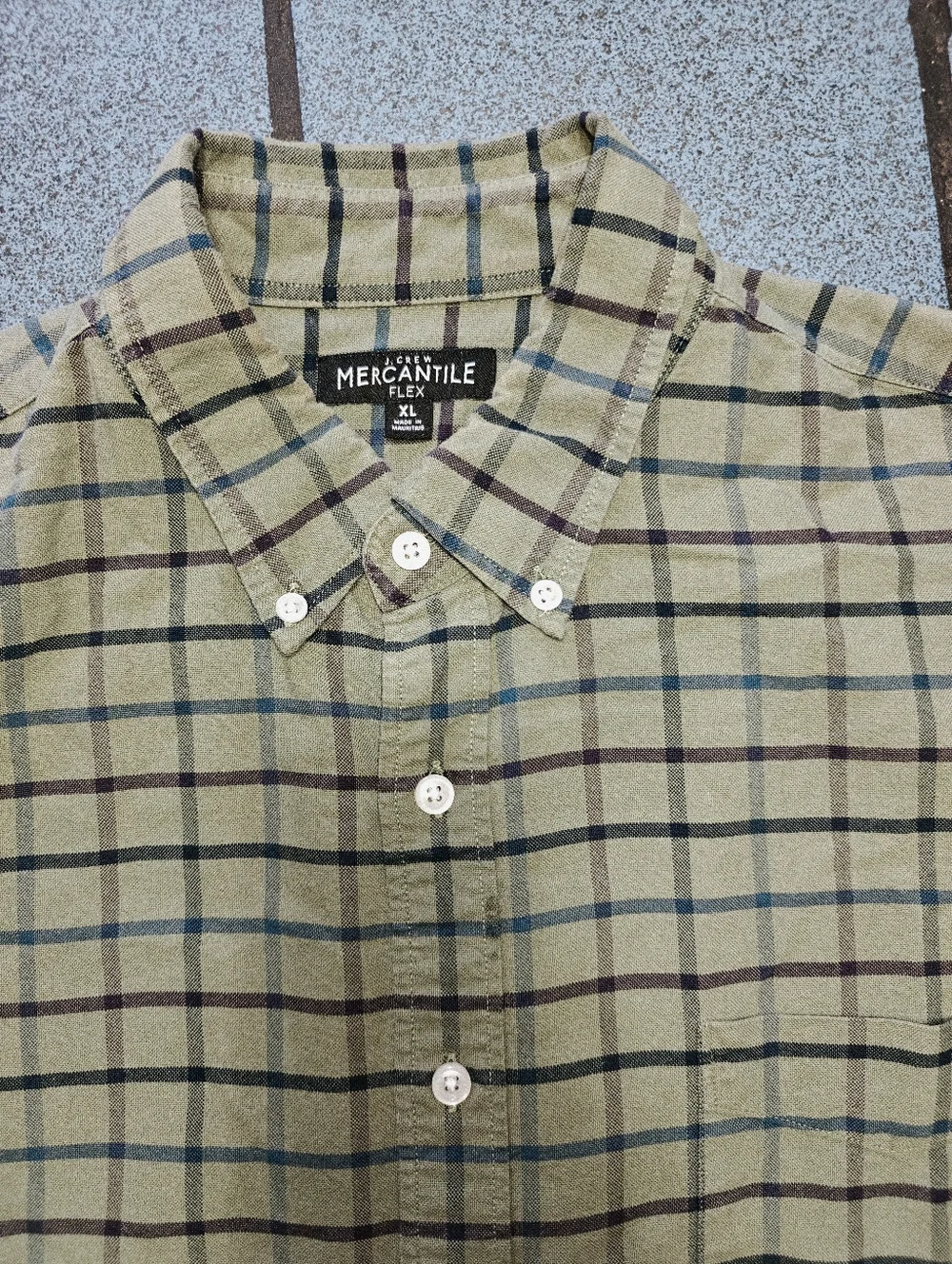 J. Crew Mercantile Flex Plaid Button-Down Shirt – Men's XL